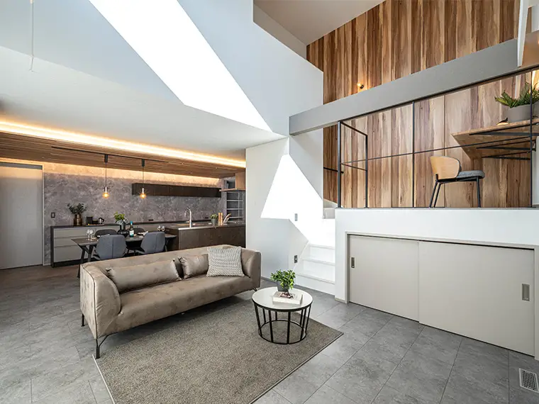 ～stock box～ 中庭のある家